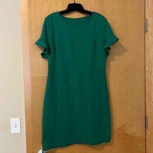 Women’s Old Navy Green Shift Dress with tulip sleeve - size large